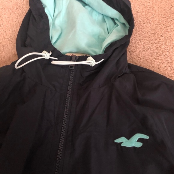 Hollister navy windbreaker - Picture 2 of 4